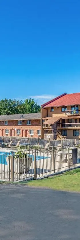 Americas Best Value Inn St. Marys，位于Saint Marys的酒店