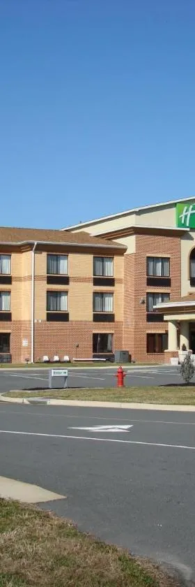 Holiday Inn Express & Suites Exmore - Eastern Shore by IHG，位于Exmore的酒店