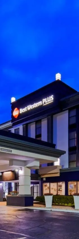 西北印第安纳波利斯 - 帕克100智选假日酒店，位于印第安纳波利斯的酒店