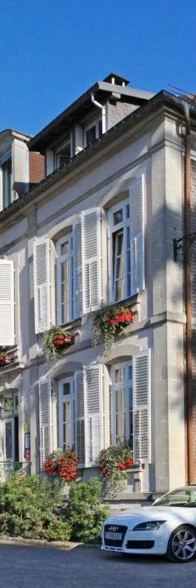 Logis La Résidence，位于勒瓦德约尔的酒店