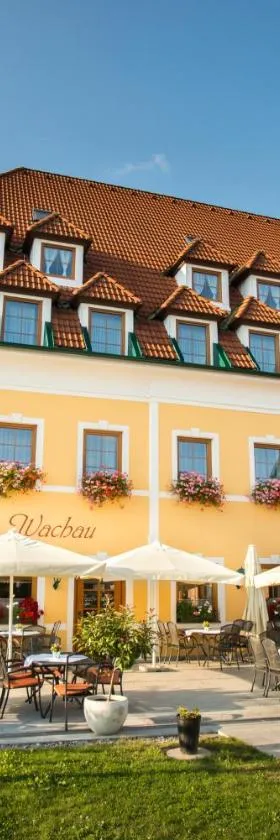 Landhotel Wachau - Hotel Garni，位于多瑙河畔埃默斯多夫的酒店