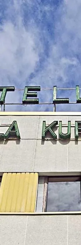 hotelli ravintola kurenkoski，位于普达斯耶尔维的酒店