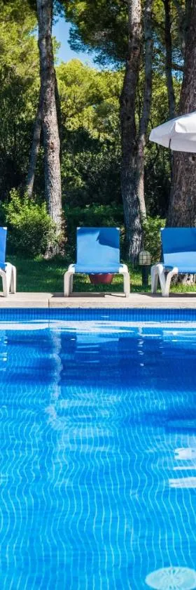 Apartamentos Cala Murada Tennis，位于卡拉穆拉达的酒店