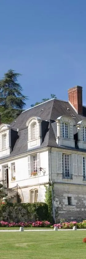 Château de Beaulieu et Magnolia Spa, The Originals Relais，位于茹埃莱图尔的酒店