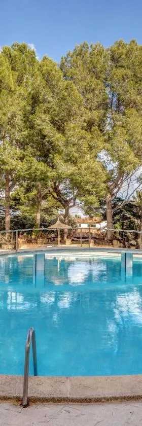 Villa Gran Voramar，位于卡拉圣维森特的酒店