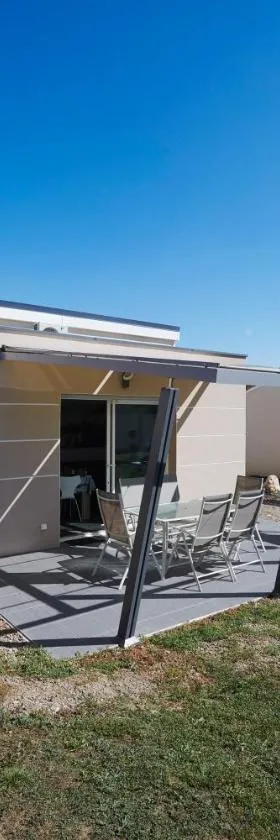 Les Gîtes de la Galaure SPA en option，位于Châteauneuf-de-Galaure的酒店