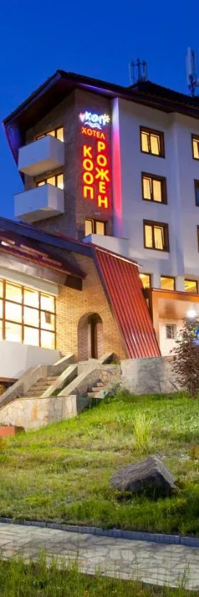 Hotel Coop Rozhen，位于潘波洛沃的酒店