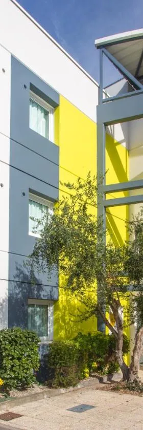 B&B HOTEL Douai Parc Des Expos Cuincy，位于昆西的酒店