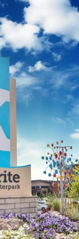 The Kartrite Resort and Indoor Waterpark，位于蒙蒂塞洛的酒店