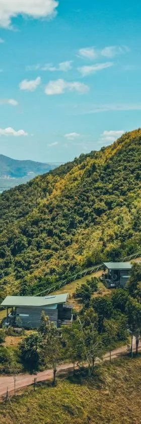 Hotel Chalets Chamarel，位于沙马雷勒的酒店