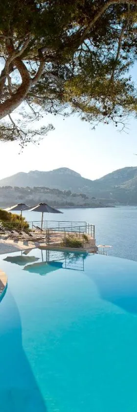Hôtel Les Roches Blanches Cassis，位于卡西斯的酒店