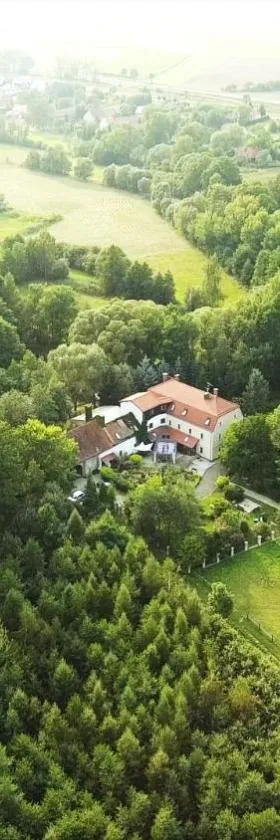 Rancho Ślężański Młyn，位于Szczepanów的酒店