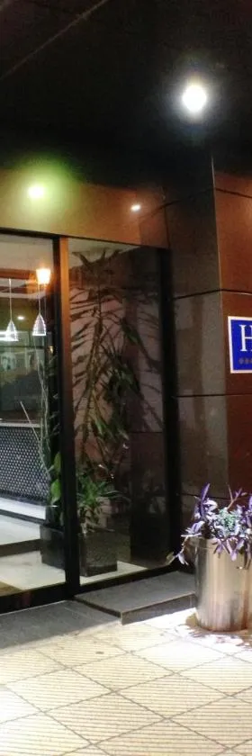Nap Oviedo，位于奥维多的酒店