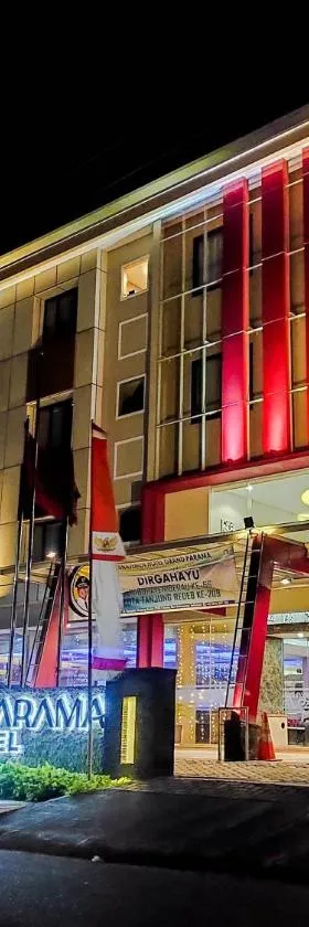 大帕拉玛酒店，位于Tanjungredep的酒店