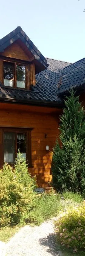 Roztoczański Dworek，位于扎莫希奇的酒店