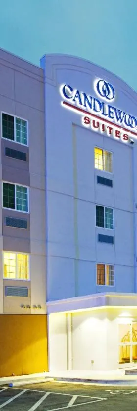 Candlewood Suites Jacksonville by IHG，位于杰克逊维尔的酒店