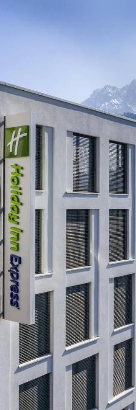 Holiday Inn Express - Luzern - Kriens by IHG，位于卢塞恩的酒店