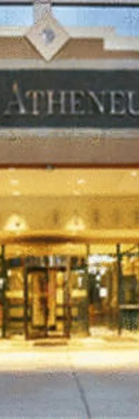 雅典庙宇套房酒店，位于底特律的酒店