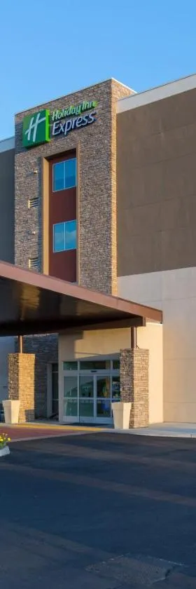 Holiday Inn Express Visalia-Sequoia Gateway Area by IHG，位于维塞利亚的酒店