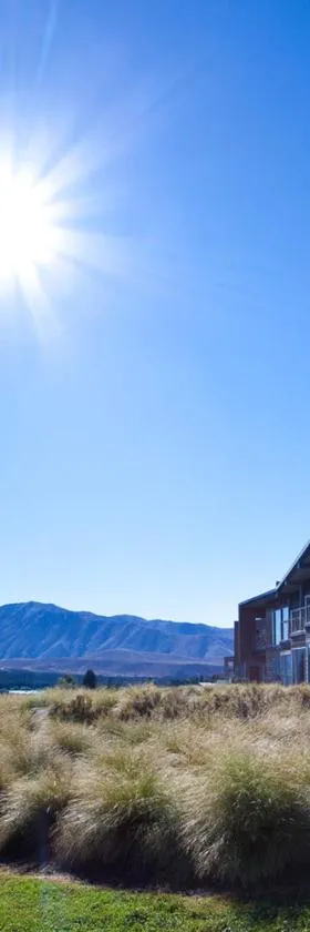 湖蓝水度假村，位于特卡波湖的酒店