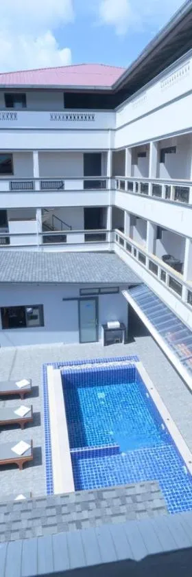 Coconut Grove Hotel Samui，位于查汶的酒店