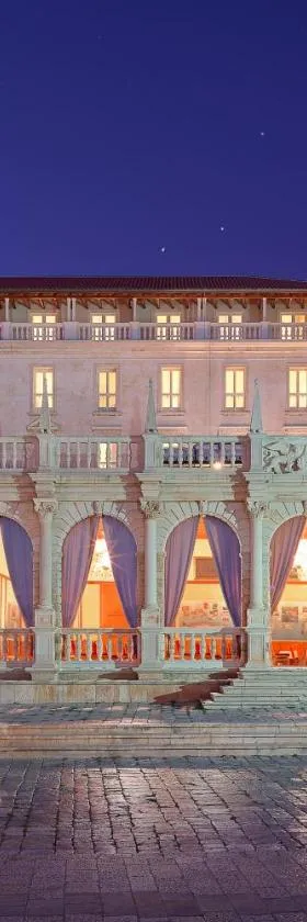 Palace Elisabeth Hvar Hotel - The Leading Hotels of the World，位于赫瓦尔的酒店