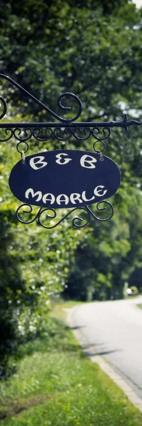 B&B Maarle，位于Poppel的酒店