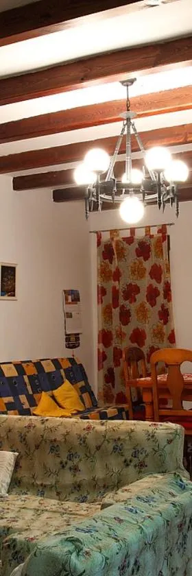 El Hogar de Ardwina，位于Alía的酒店