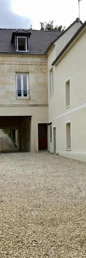 Clermont Centre- Appartement Privé，位于克莱蒙的酒店