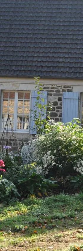 Ma maison bleue，位于Saint-Brice-sous-Rânes的酒店