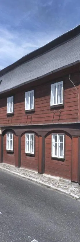 Jiřetínská chaloupka，位于哲汀泊德勒瓦的酒店