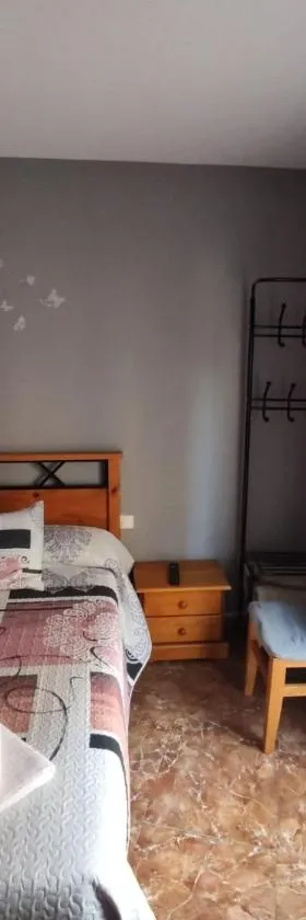Hostal El Bodegon，位于Ateca的酒店