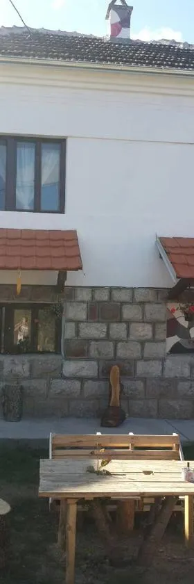 VILA BOJANA，位于Inovo的酒店