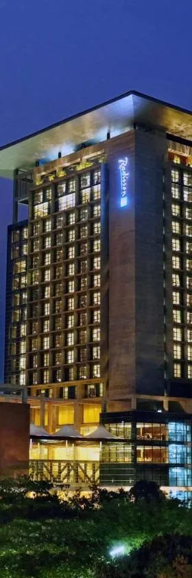 Radisson Blu Chattogram Bay View，位于吉大港的酒店