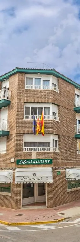 Hotel Teruel，位于比纳罗斯的酒店