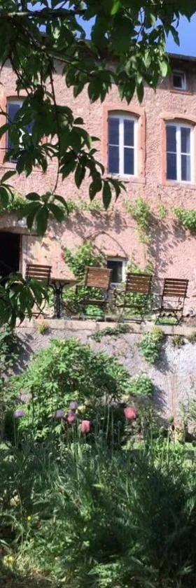 la grange aux oiseaux，位于Arnaville的酒店