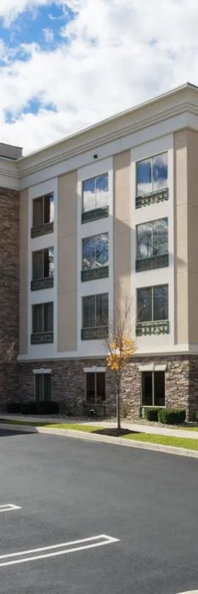 Holiday Inn Express and Suites Stroudsburg-Poconos by IHG，位于斯特劳兹堡的酒店