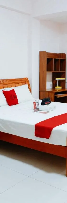 RedDoorz Plus near Camella La Brisa Lapulapu，位于宿务的酒店