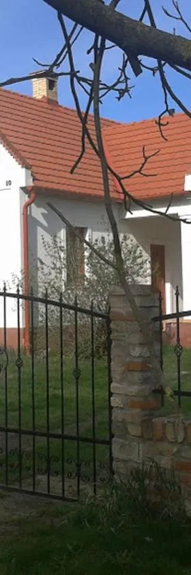 Park Vendégház，位于Herend的酒店