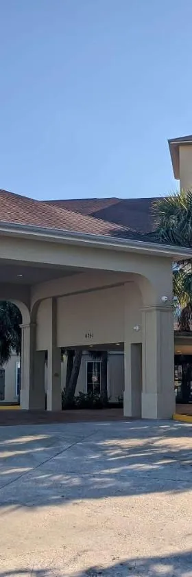 新奥尔良西马雷罗康福特茵酒店，位于马雷罗的酒店