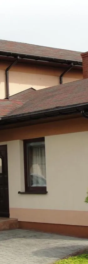 U Robaczków，位于扎布热的酒店