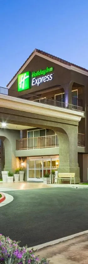 兰开斯特智选假日酒店，位于兰开斯特的酒店