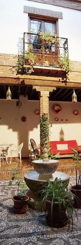 Palacete Magistral Domínguez habitaciones，位于瓜迪克斯的酒店