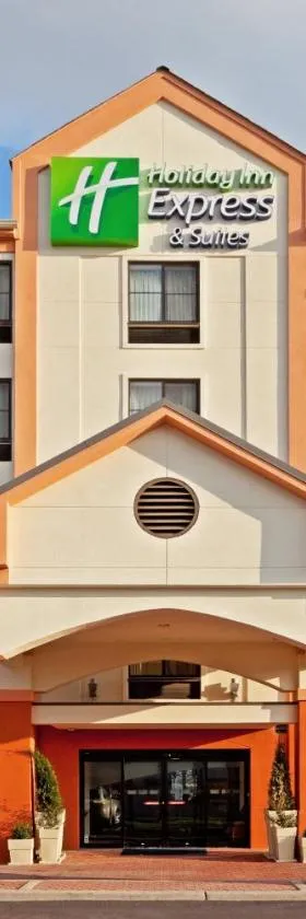 梅多兰兹地区智选假日酒店，位于卡尔施塔特的酒店