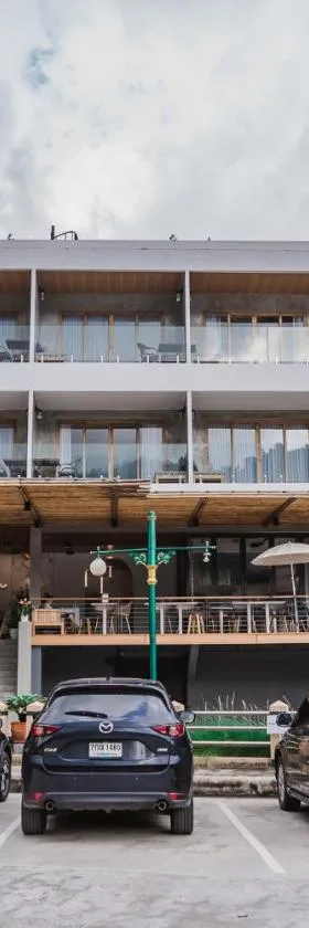 Passion Resort Kiriwong，位于Khiriwong的酒店