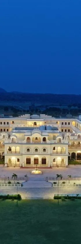 The Jai Bagh Palace，位于斋浦尔的酒店