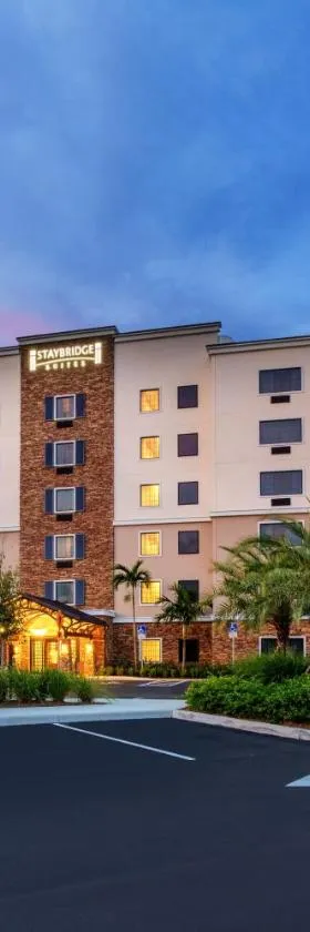 Staybridge Suites - Fort Lauderdale Airport - West by IHG，位于戴维的酒店