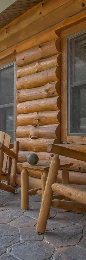 Cabin by the River Visited by Treehouse Masters!，位于Ferryville的酒店