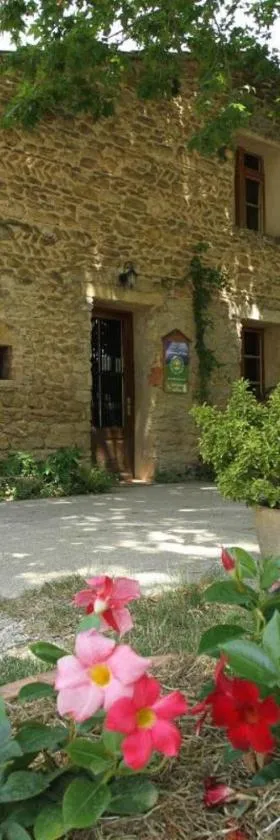 La Mare Chambres d'Hôtes Chaix accueil，位于Étoile-sur-Rhône的酒店