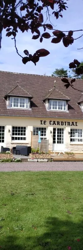 Le Cardinal B&B，位于Annebault的酒店